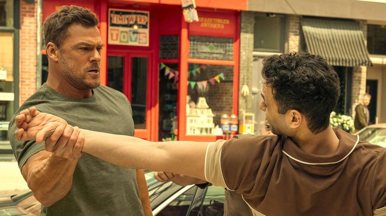 Jack Reacher grapples with a youth who shouldn't have picked this fight in Reacher season 3
