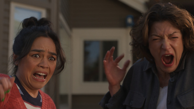 Stefani and Darlene screaming in Final Destination Bloodlines