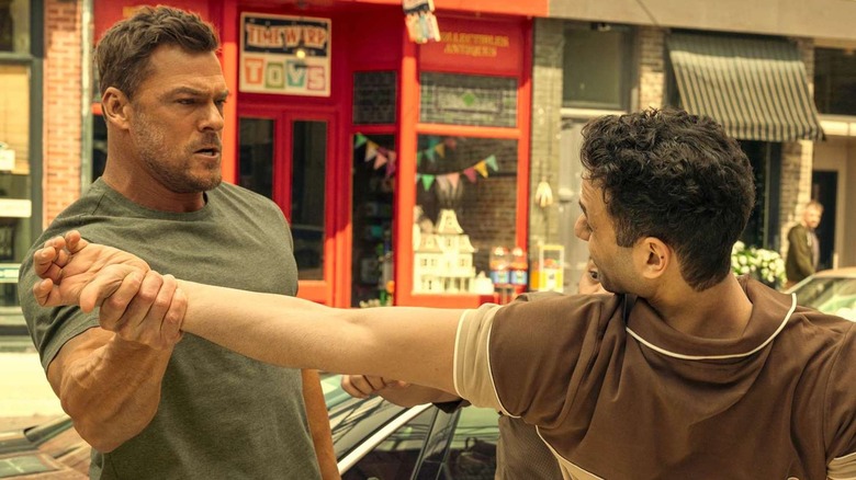 Jack Reacher fights with a scrawny guy who picked the wrong battle