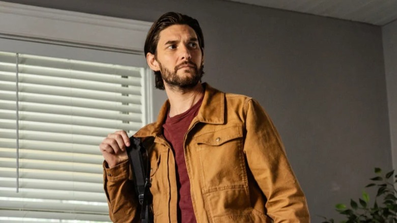 Ben Barnes' Tim decides to settle in DuPray on a whim in The Institute