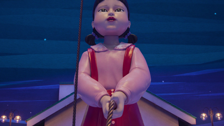 Creepy jump rope statue robot from Squid Game season 3