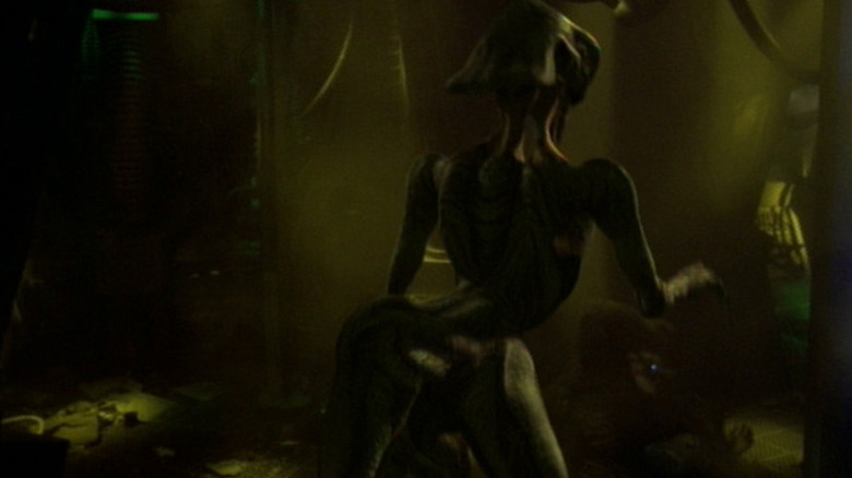 A member of Species 8472, from behind, on Star Trek: Voyager