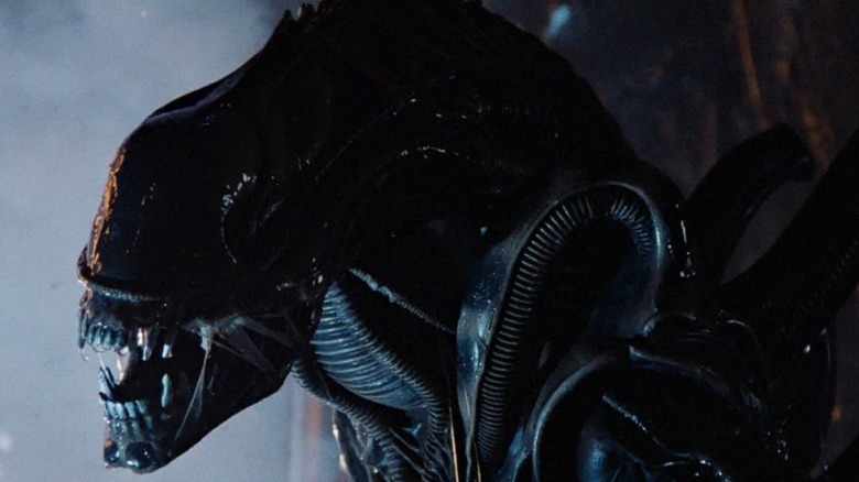 A Warrior Xenomorph terrorizes everyone in James Cameron's Aliens